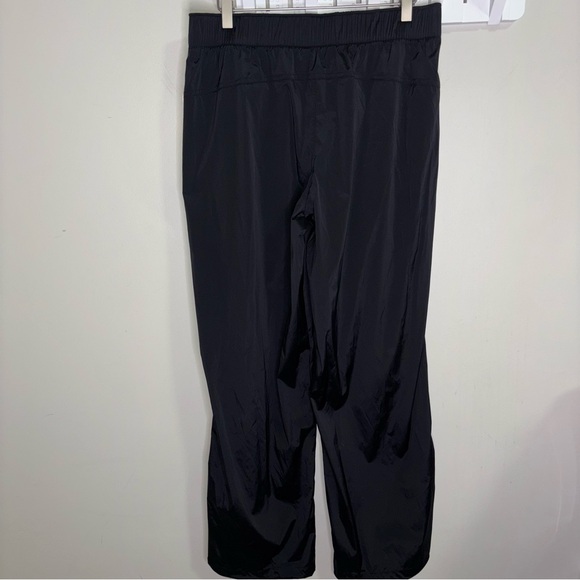 Athleta NEW Rise black nylon stretch loose fit track pants bungee hem sz Medium - Picture 6 of 11